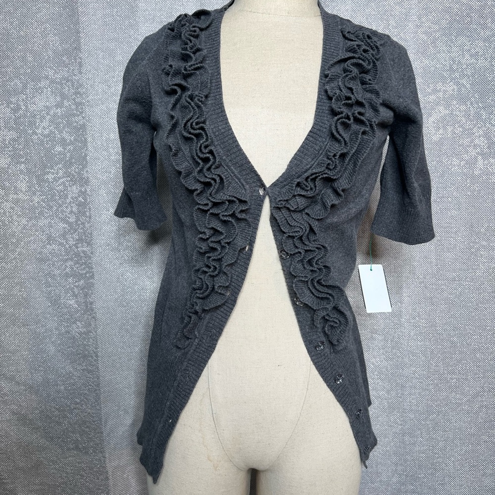 Passports Gray Ruffled Women's Sweater